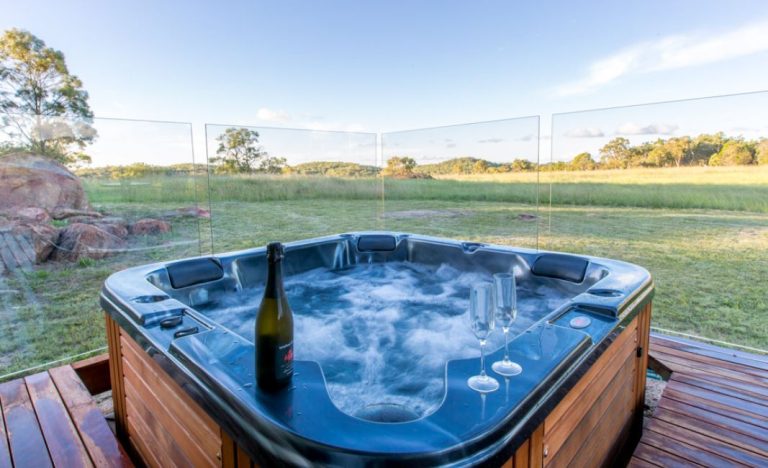 alure stanthorpe glamping qld with jakuzzi